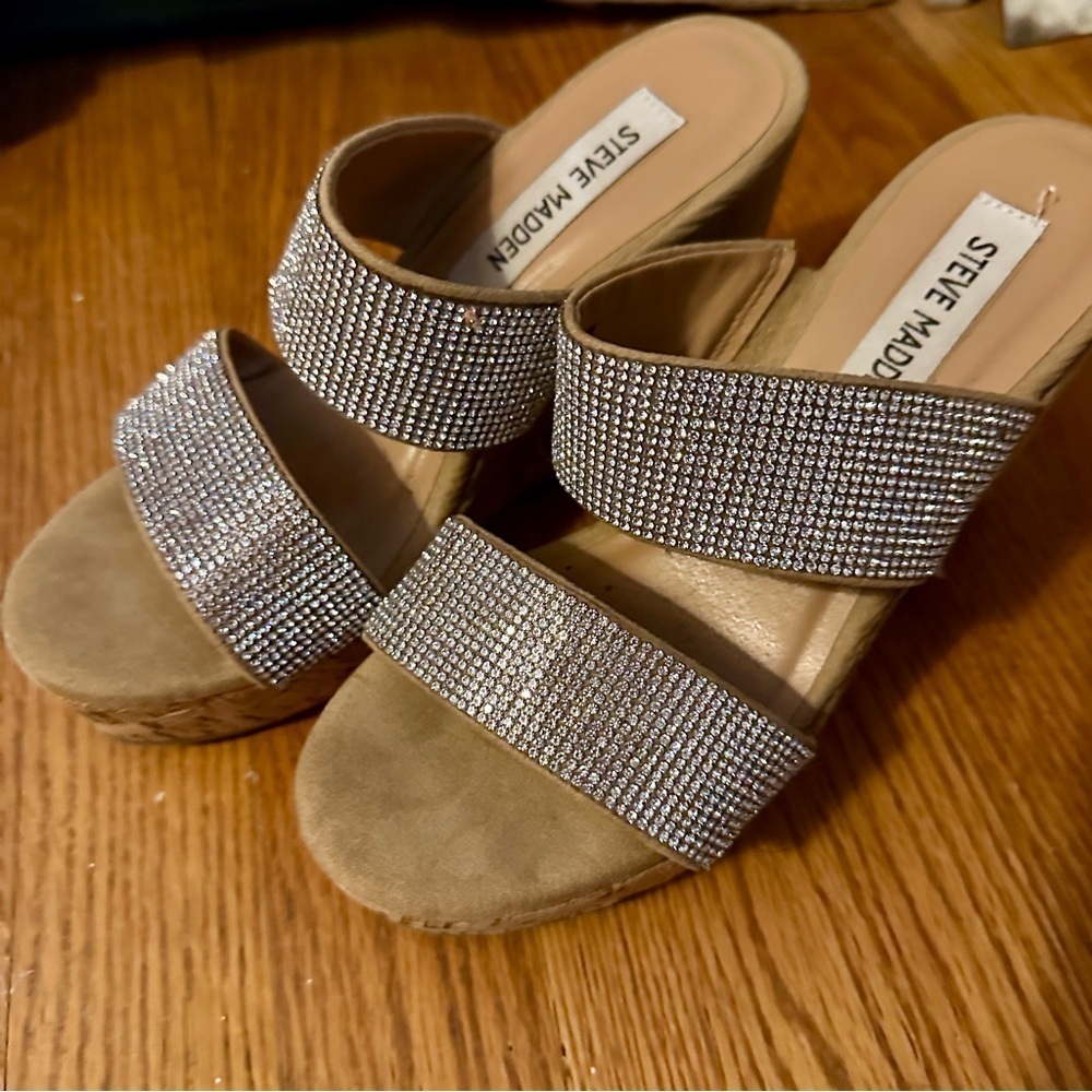 Steve Madden Rhinestone Wedges ~ Size 6~ women